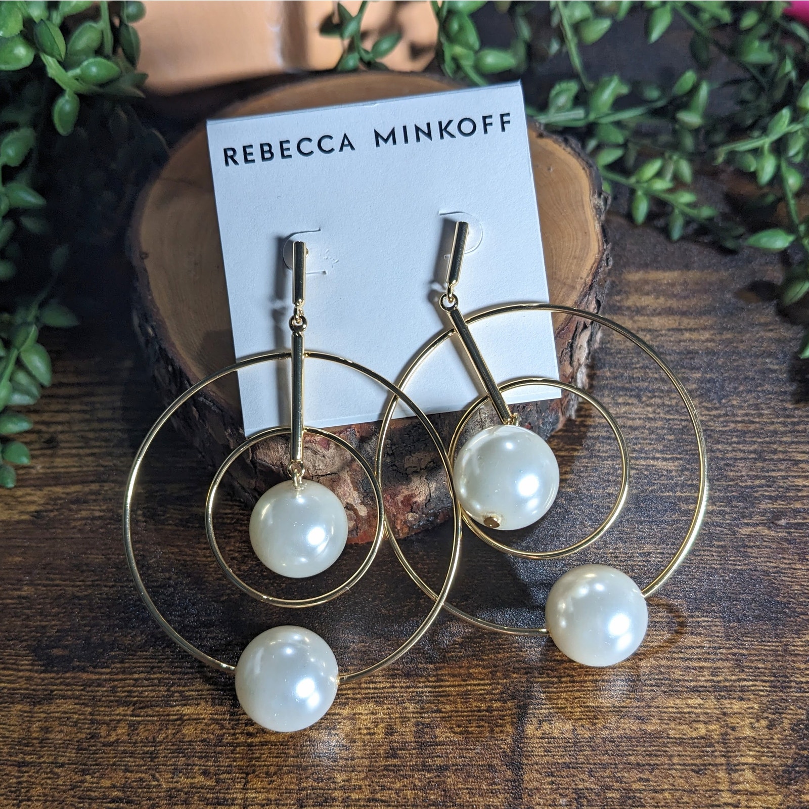 Nwt Rebecca Minkoff Drop Front Facing Hoop Earrings Gold Pearl Womens Size Os 15$